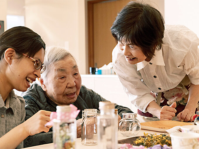 ハーバリウム教室の様子