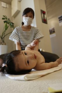 〈レポート〉ベビーマッサージきょうしつ 2020.08.17